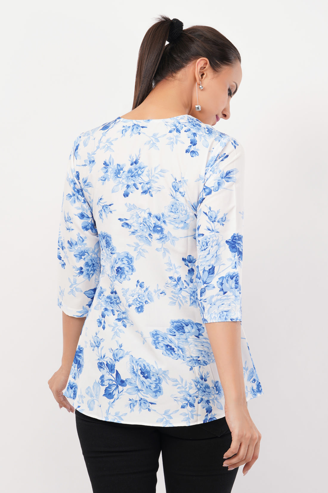 Honneybee Blue Rose Garden Pintuck Tunic